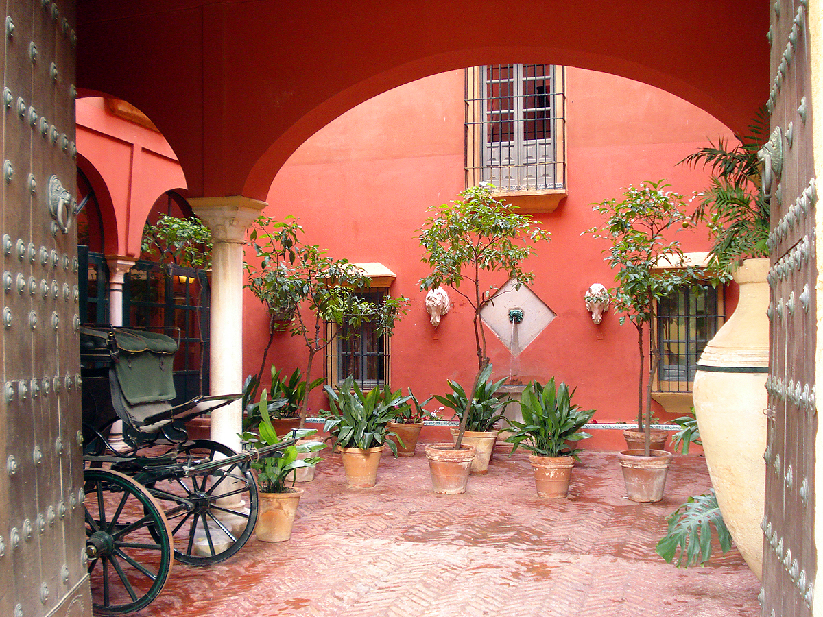 Apeadero Casa Palacio de Carmona